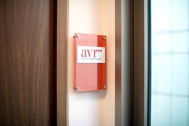 AVR