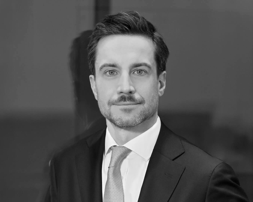 Dr. NicolasRücker