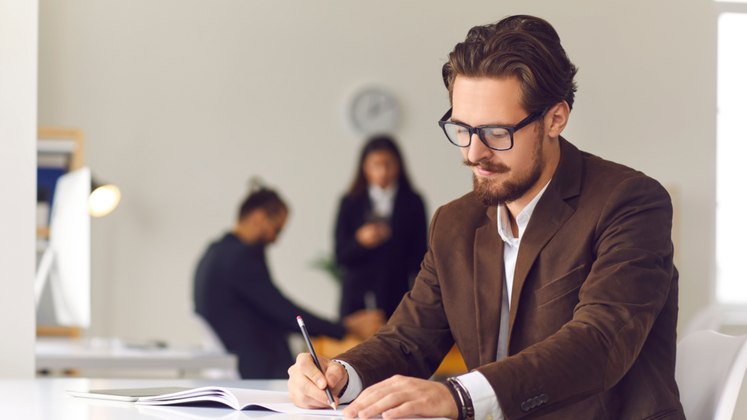 Werkstudent / Wissenschaftliche Mitarbeiter (m/w/d) Telefonannahme & Mandantenbetreuung background picture