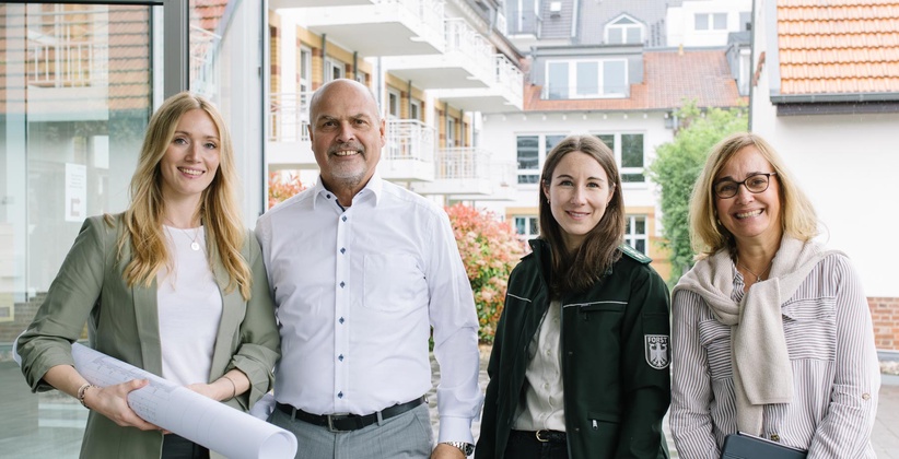 (Wirtschafts-)Juristin / Juristen (w/m/d) Schwerpunkt Bau background picture