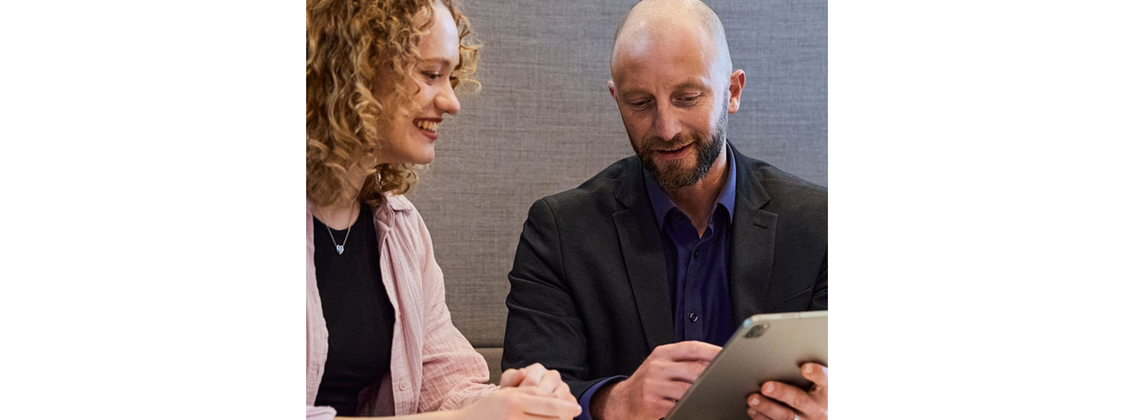 Volljurist (m/w/d) IP / IT Recht background picture