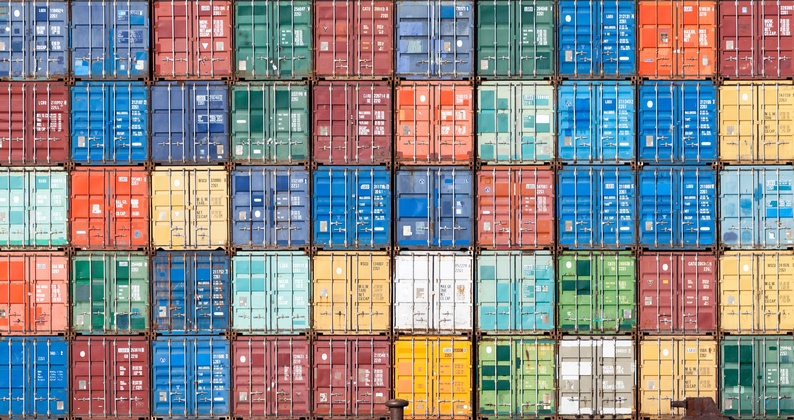 Rechtsanwalt (m/w/d) all. Zivil- & Wirtschaftsrecht mit Schwerpunkt maritime Industrie background picture