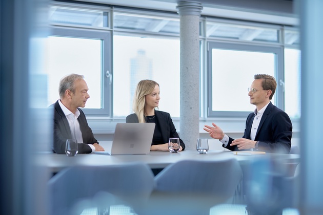 Senior Manager (m|w|d) Arbeitsrecht background picture